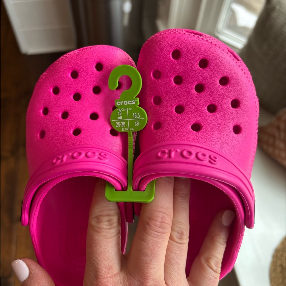 CROCS Kids Slippers - Vibrant Pink